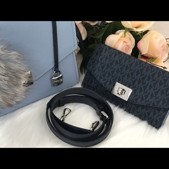 🌷Authentic MICHAEL KORS Pale Blue Messenger Set🌷 - Picture 6 of 8
